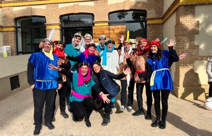 El RC de Castelldefels participa en el Proyecto "Los Reyes van de Camino" para llevar la magia a  Massanassa.